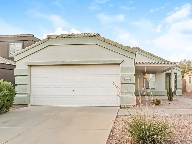 12418 W Dreyfus Dr — Photo 1