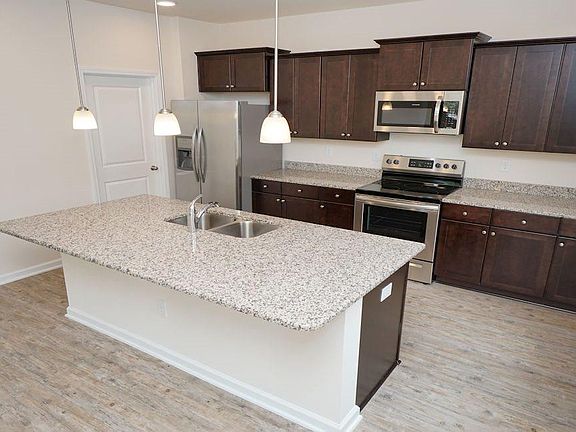 2nd image of 16 Parkside Dr. Lot 20 -- Galen B