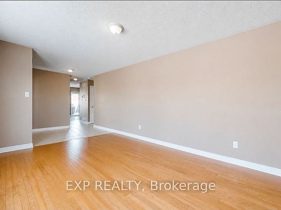 5th image of 33 Wrendale Cres