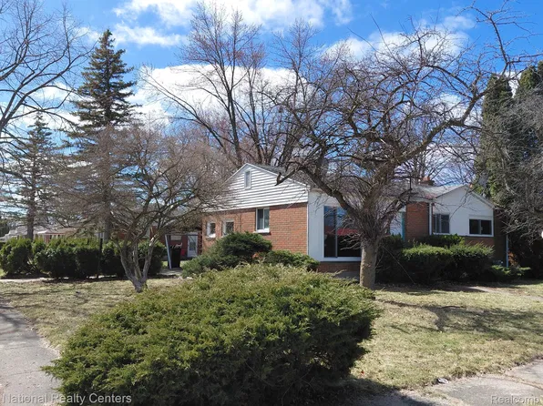 1801 W Hobson Ave, Flint, MI 48504
