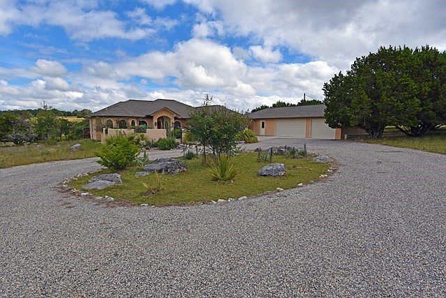 1st image of 2782 Oak Aly