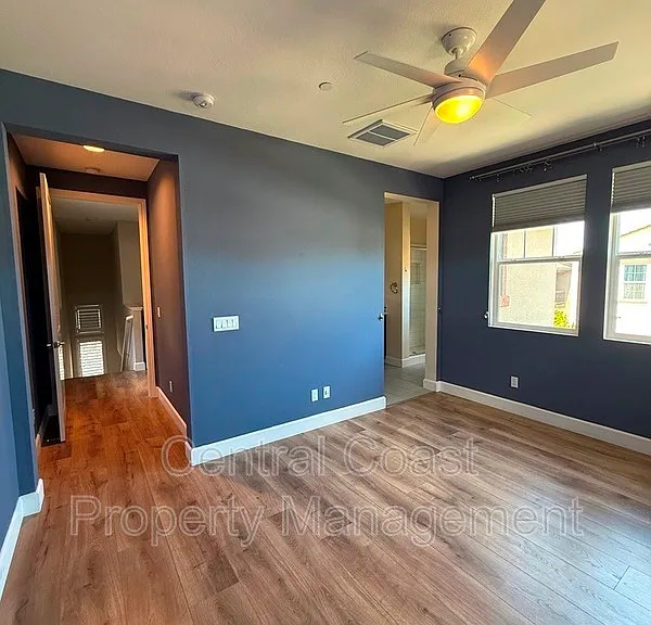 490 Palisade Dr — Photo 12
