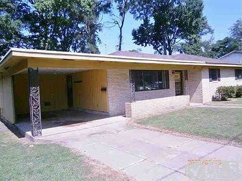 3rd image of 628 Orchard Dr