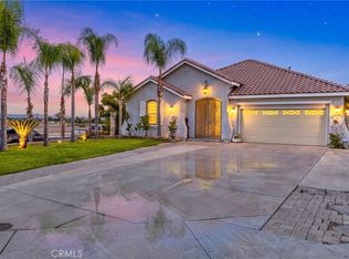 2934 Egret Cir, Perris, CA 92571