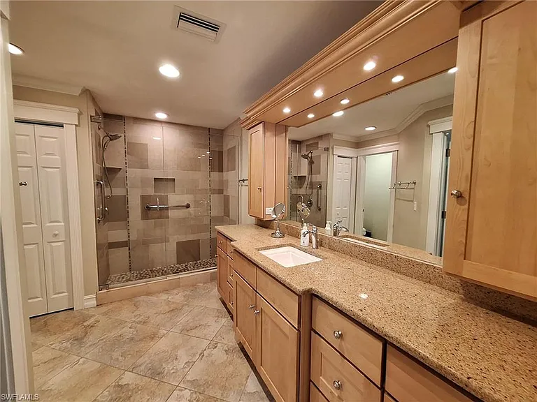 551 Beachwalk Cir #85-0 — Photo 44