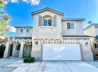 13489 Bentwood St, Oak Hills, CA 92344