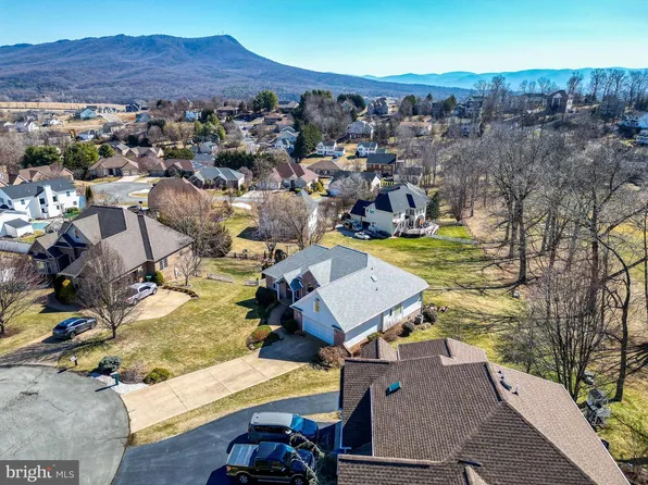 3741 Davis Rd, Penn Laird, VA 22846