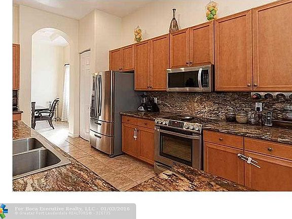 Home For Sale In Heron Bay