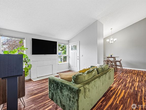 2nd image of 2330 Woburn Street