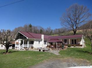 1302 Green Young Cem Rd, Bakersville, NC 28705