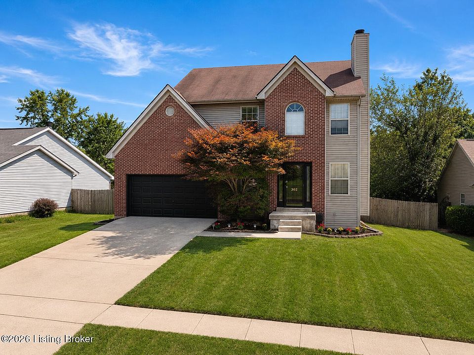 1st image of 302 Woodland Lakes Dr