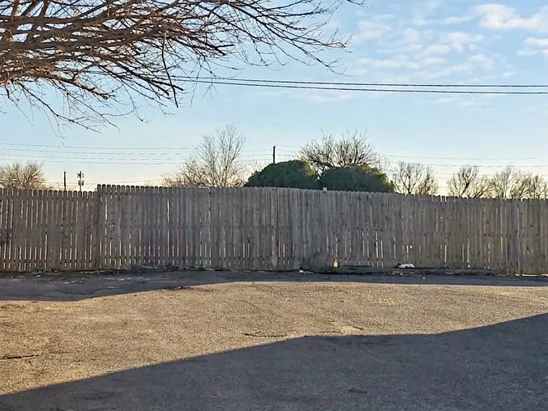 Greenswest Apartments — Photo 13