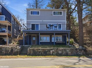 465 Heights Rd, Lake Orion, MI