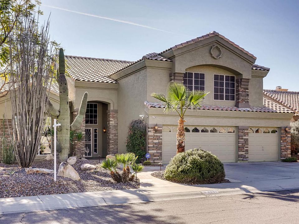 1st image of 4031 E Desert Flower Ln