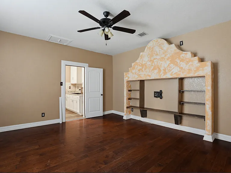236 E Dullnig Ct #1 — Photo 12
