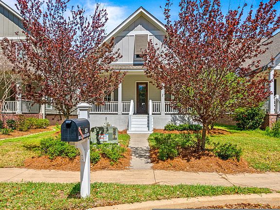 2nd image of 154 Bellegrass Blvd