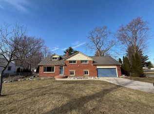 3288 Metcalf Rd, Lakeport, MI 48059