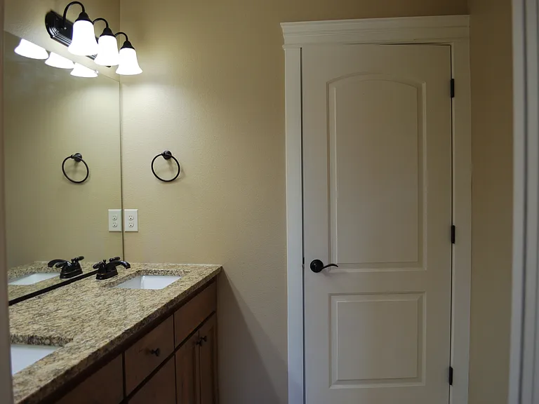 9706 NE 75th Way — Photo 11