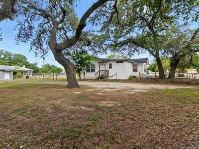 1221 mesquite, Blanco, TX, 78606