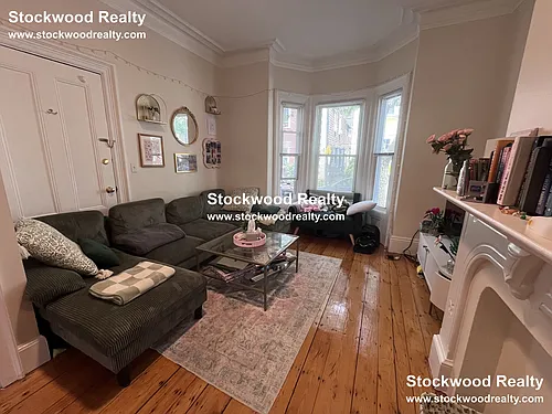 11 Gates St #1 Photo 1