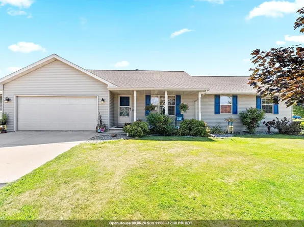 5056 Snapdragon Cir, Little Suamico, WI 54141