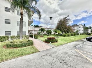 398 Fanshaw Way #J, Boca Raton, FL 33434