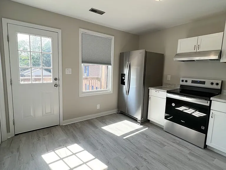 530 Hietts Ln — Photo 6