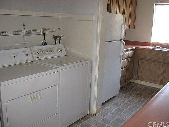 5th image of 1185 E Foothill Blvd