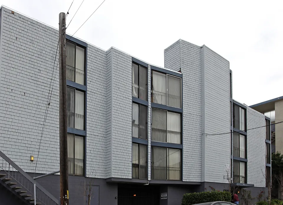 Park Plaza Apartments