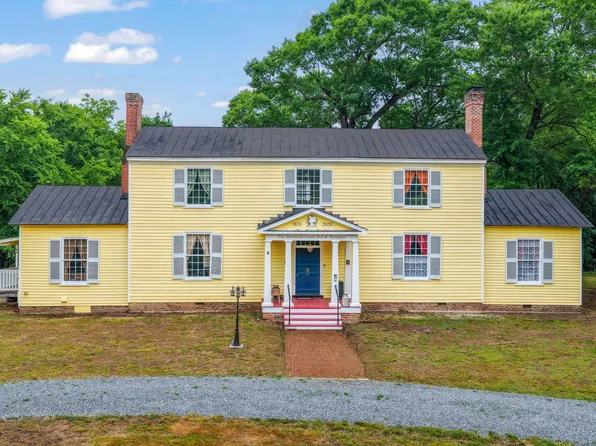 104 Shiney Rock Rd, Clarksville, VA 23927
