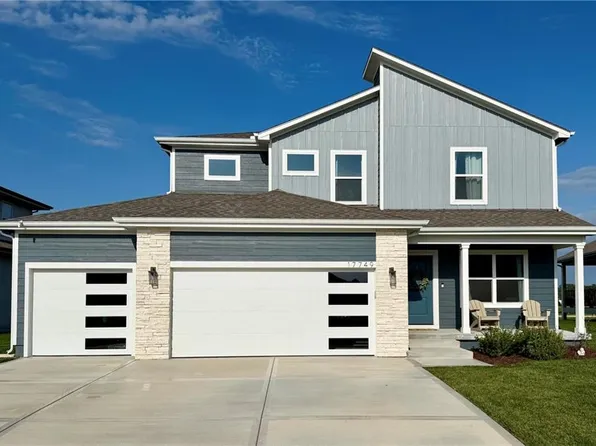 17749 Greeley St, Gardner, KS 66030
