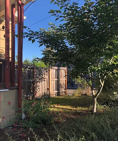 223 NE 72nd Ave — Photo 16