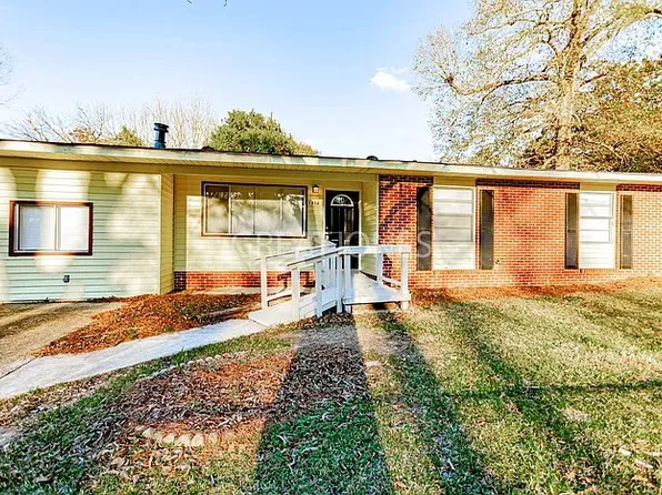 1816 Wellborn Dr, Columbus, GA 31907