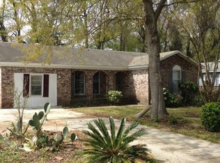 35 Rice Dr, Charleston, SC 29407