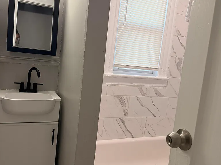 169 Gilbert Ave #A — Photo 6
