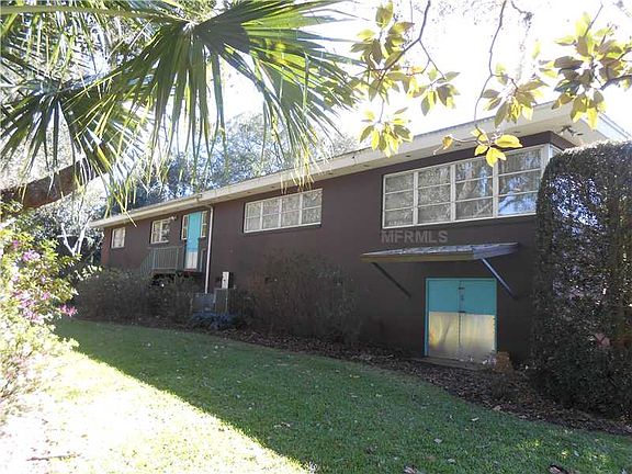 2nd image of 326 W Graham Park Dr