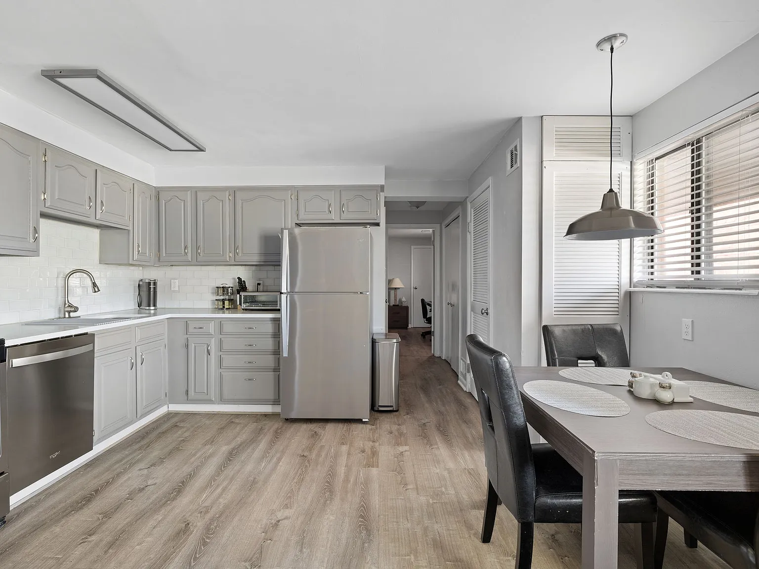 Mary Ann Apartments — Photo 1