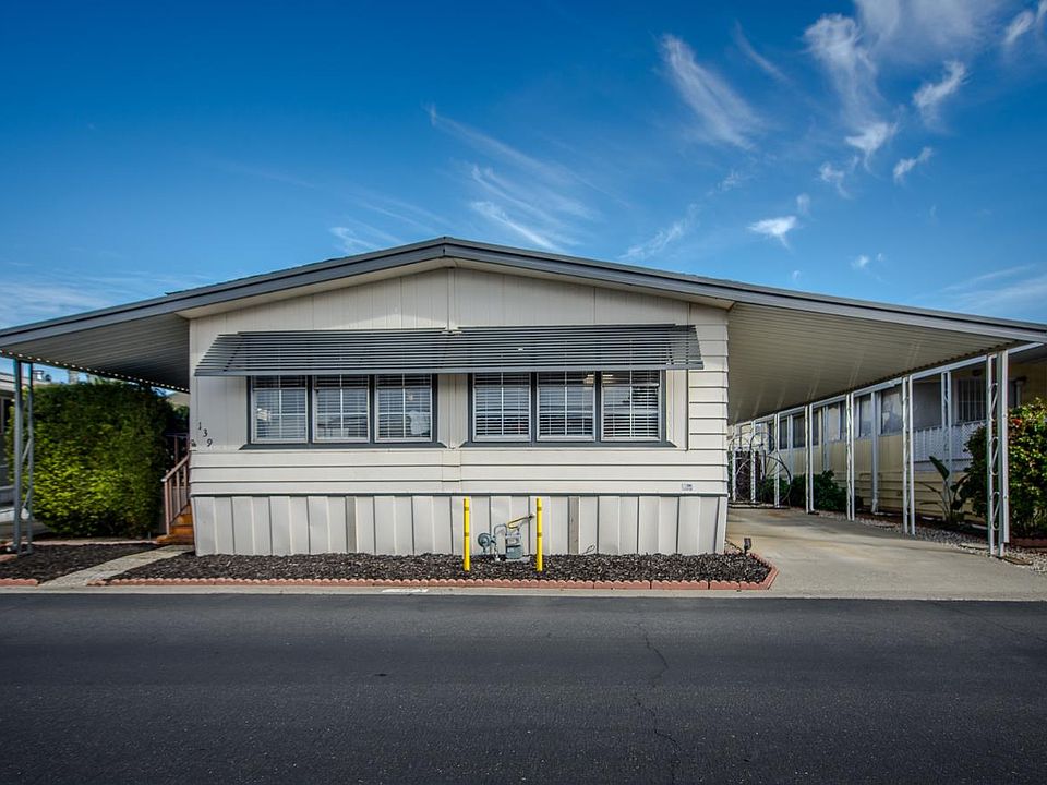 1st image of 139 Leisureville Cir