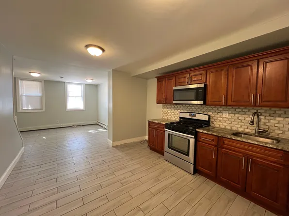 45 E 26th St, Bayonne, NJ