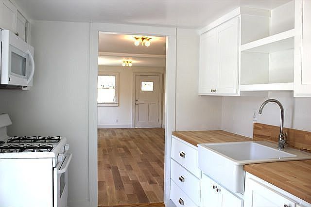 1st image of 710 Rosemont Ave