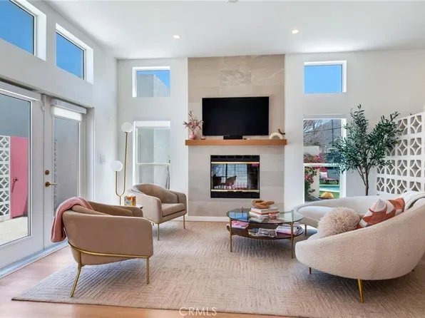 2723 N Junipero Ave, Palm Springs, CA 92262