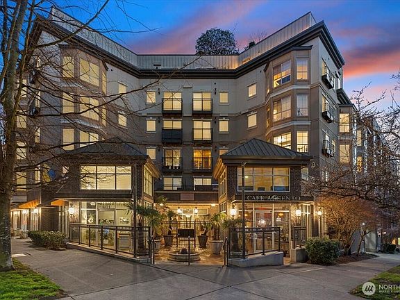 3rd image of 1125 E Olive Street #304