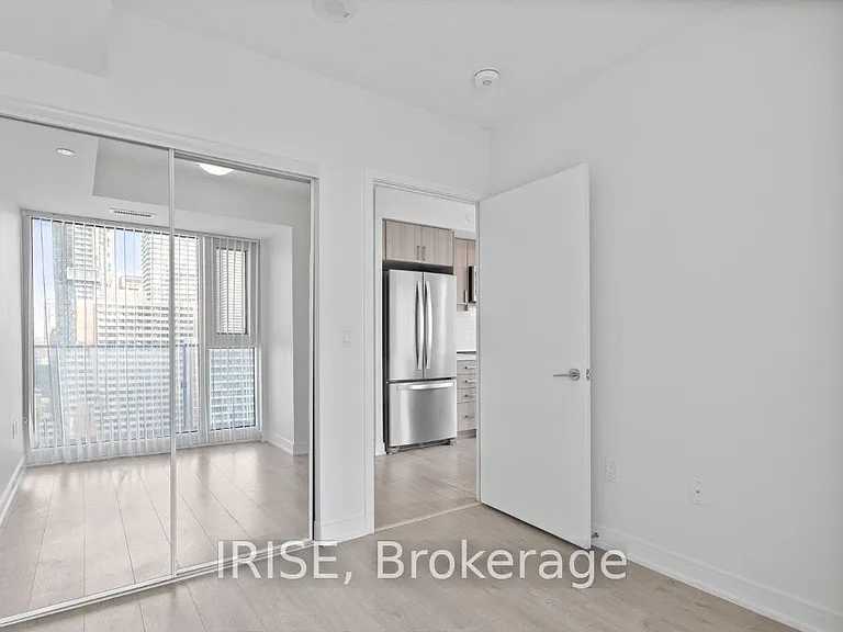 50 Wellesley St E #2602 — Photo 13