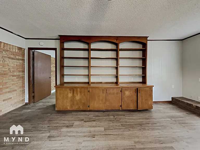 1830 20th Ave — Photo 12