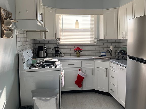 5th image of 61XX Algard St #1