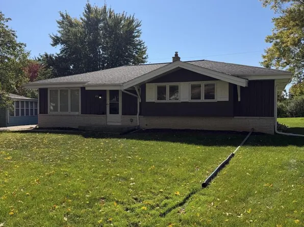 6941 N 89th STREET, Milwaukee, WI 53224
