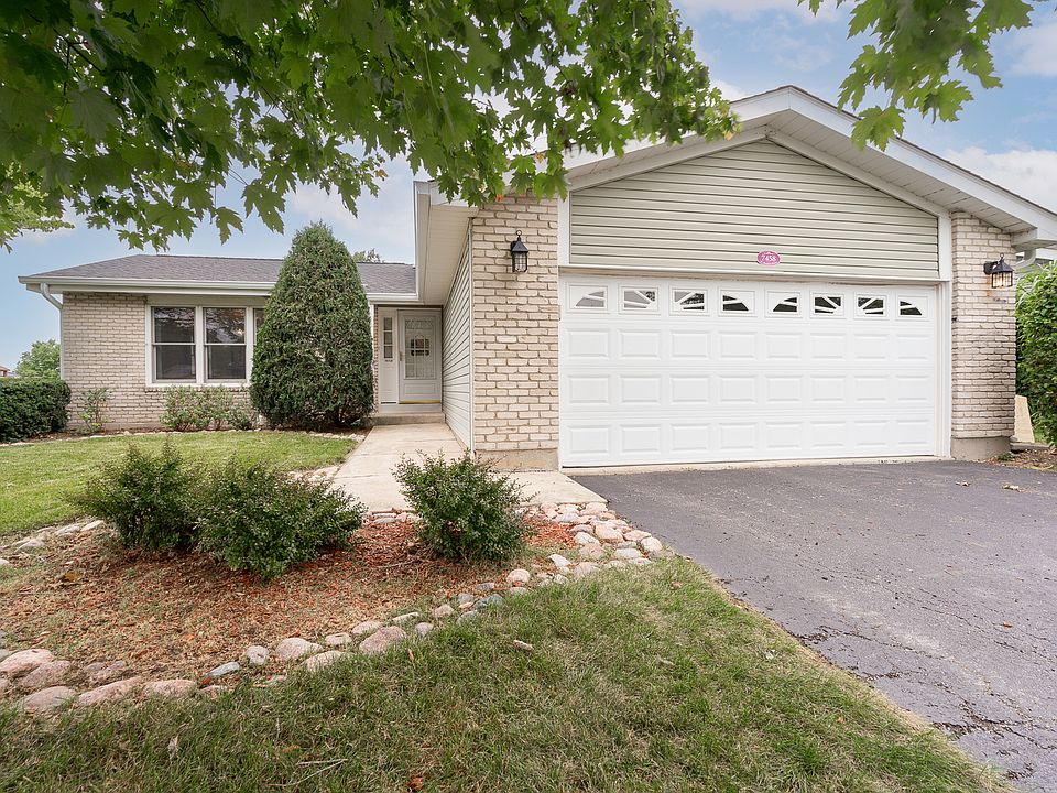 1st image of 7458 W Benton Dr