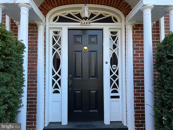 5th image of 1102 Oak Hill Ave