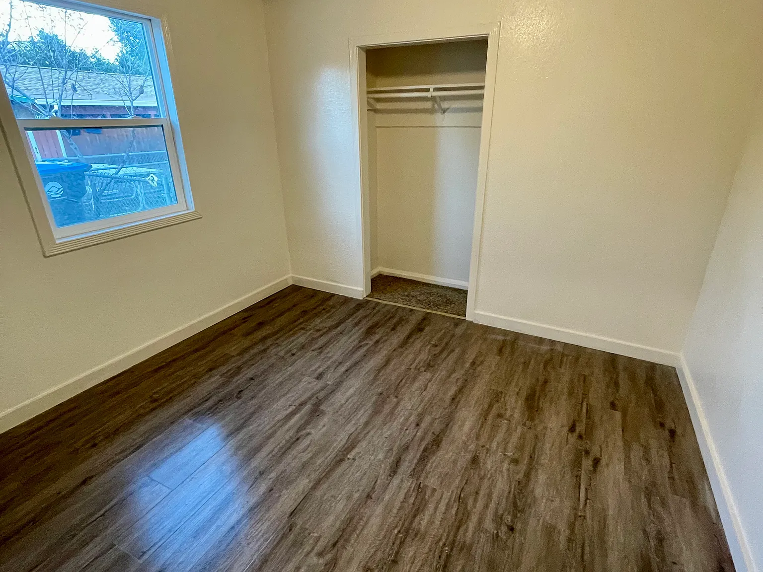 2 bed, 800 sqft, $1,800 — Photo 3