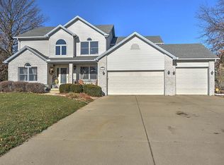 1118 Wedgewood Ct, Decatur, IL 62526